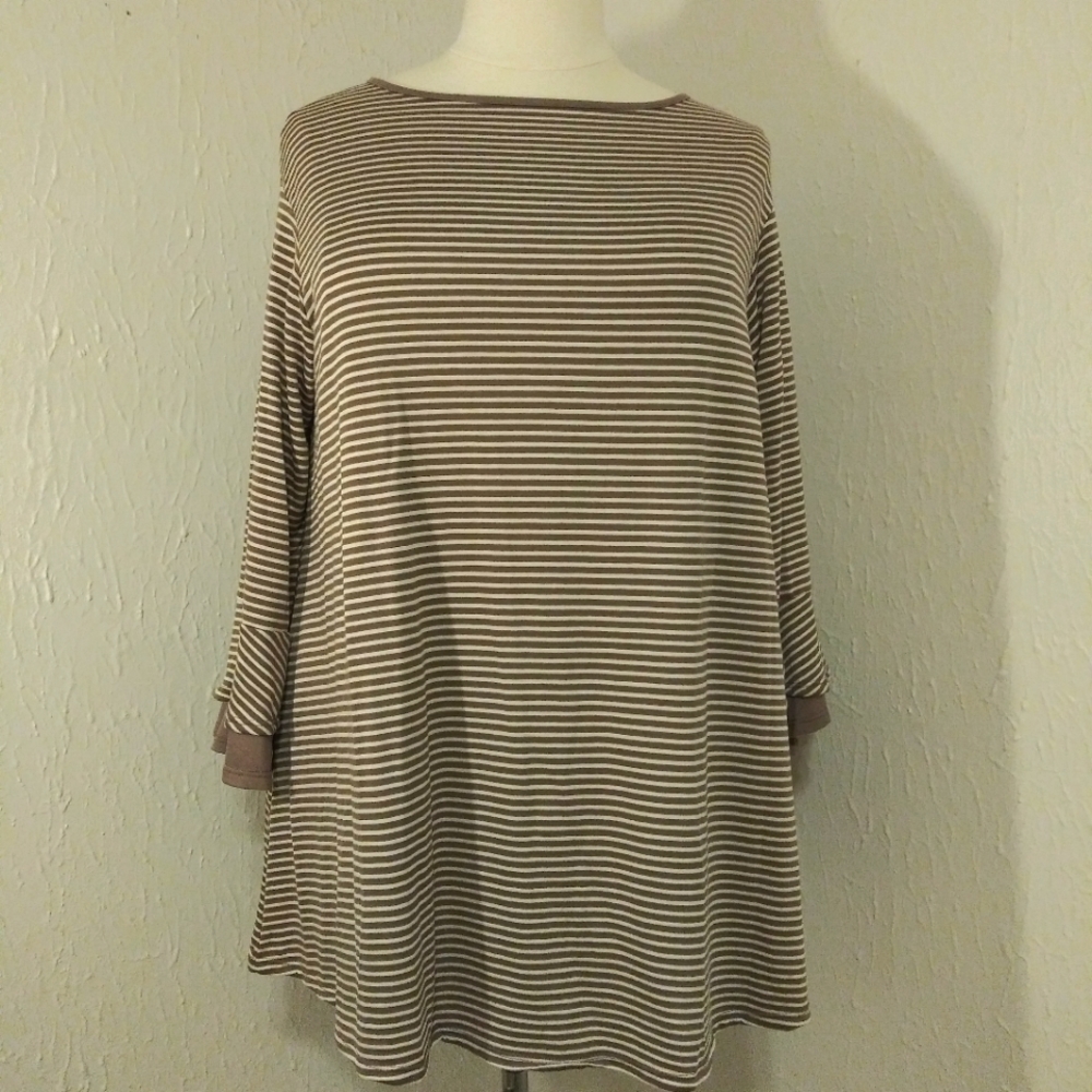 Emerald Taupe and White Striped Top w/Ruffle Sleeves